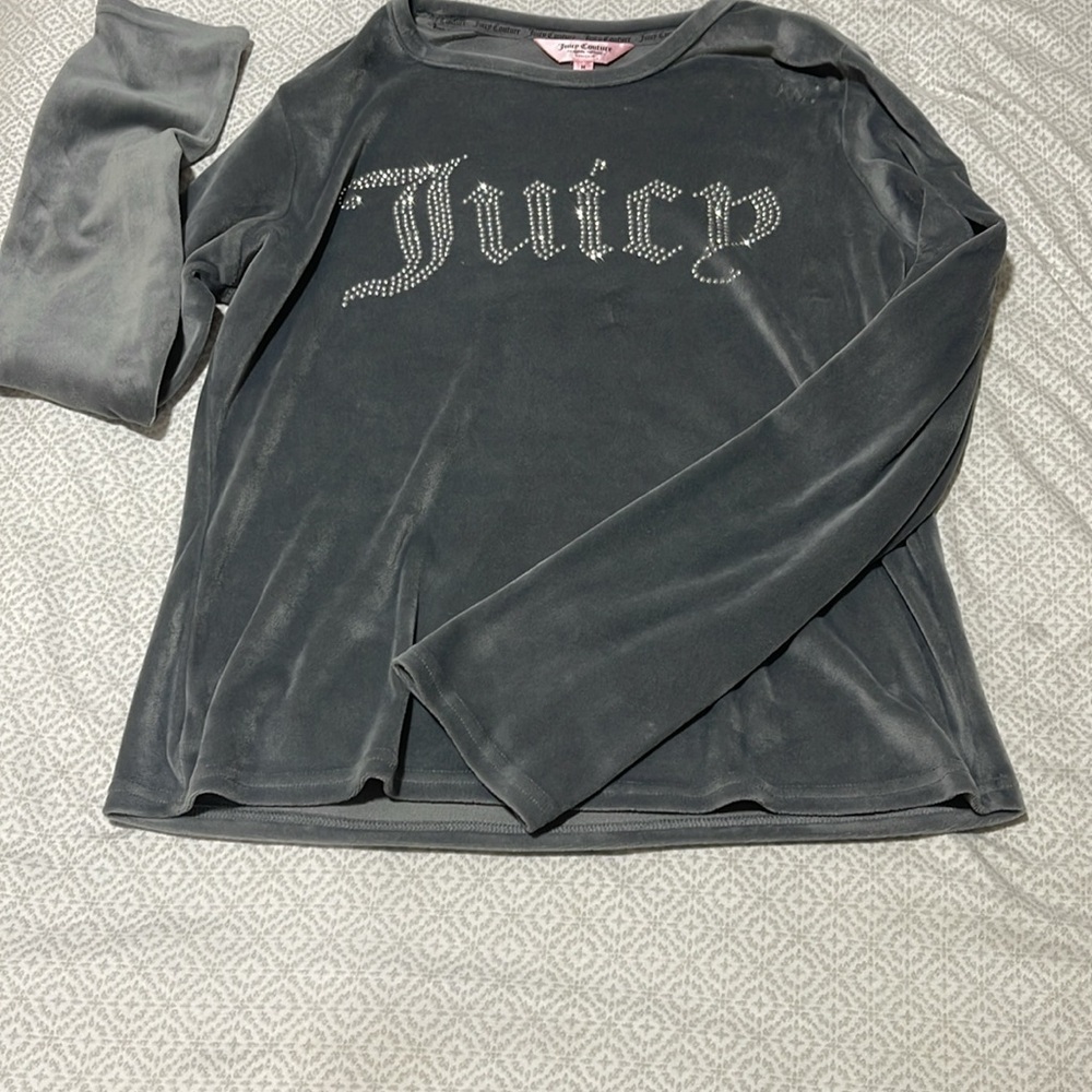 Two piece - Picture 3 of 4